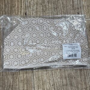 CATARINA DUNE TISSUE BOX COVER BY MATOUK SCHUMACHER